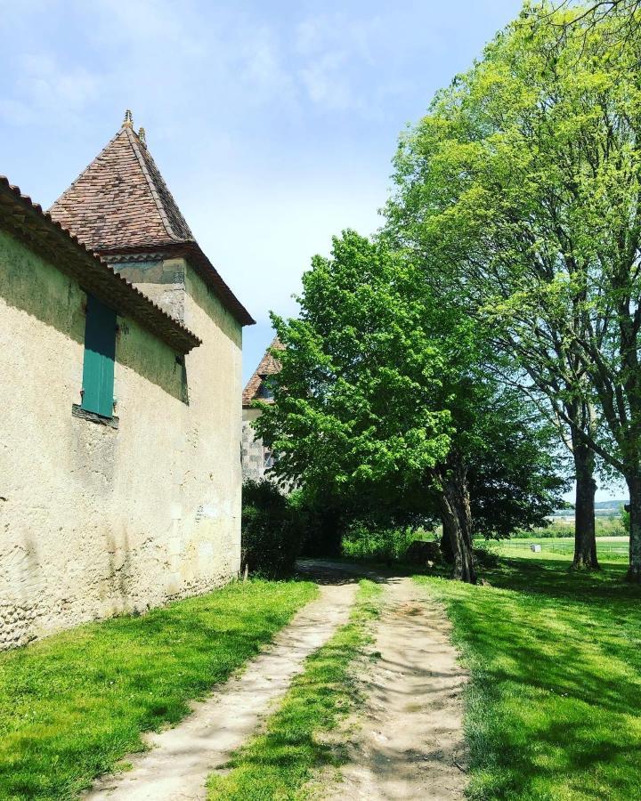 As Seen On A New Life In The Sun - Beautiful 3 Bedroom Cottage With Shared Pool Montboyer Zewnętrze zdjęcie