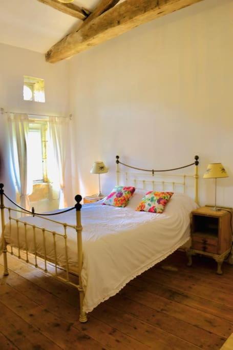As Seen On A New Life In The Sun - Beautiful 3 Bedroom Cottage With Shared Pool Montboyer Zewnętrze zdjęcie